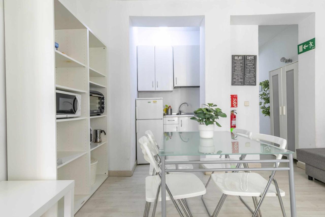Acogedor Y Centrico Estudio Apartman Madrid Kültér fotó